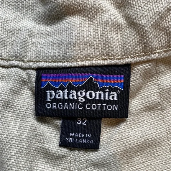 Patagonia Stand Up Shorts: Size 32 - Picture 7 of 9